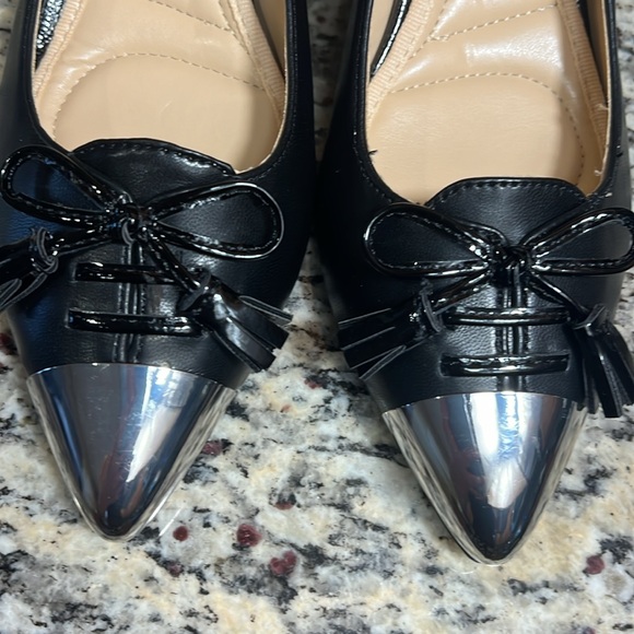 Adrienne Vittadini Chrome Toe Slingback Shoes - Picture 4 of 10